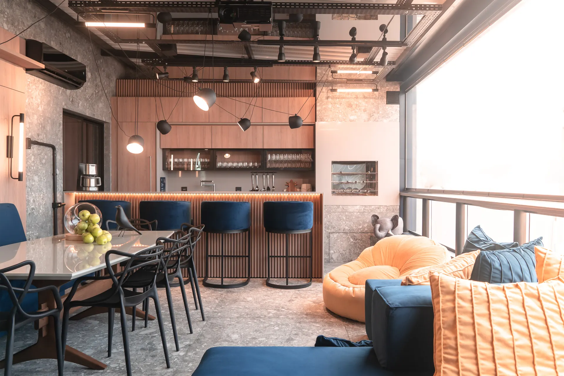 Inbrasul Hub, interiores en Navegantes — foto 8