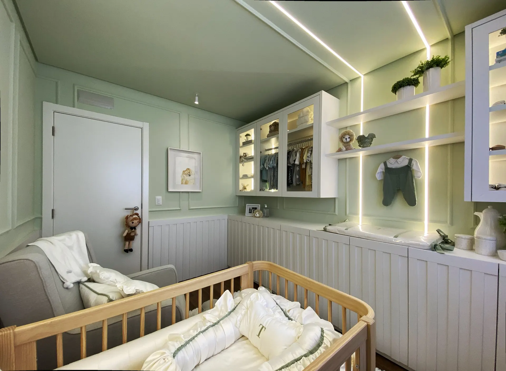 Quarto do bebê Theo, interiores en Navegantes — foto 1