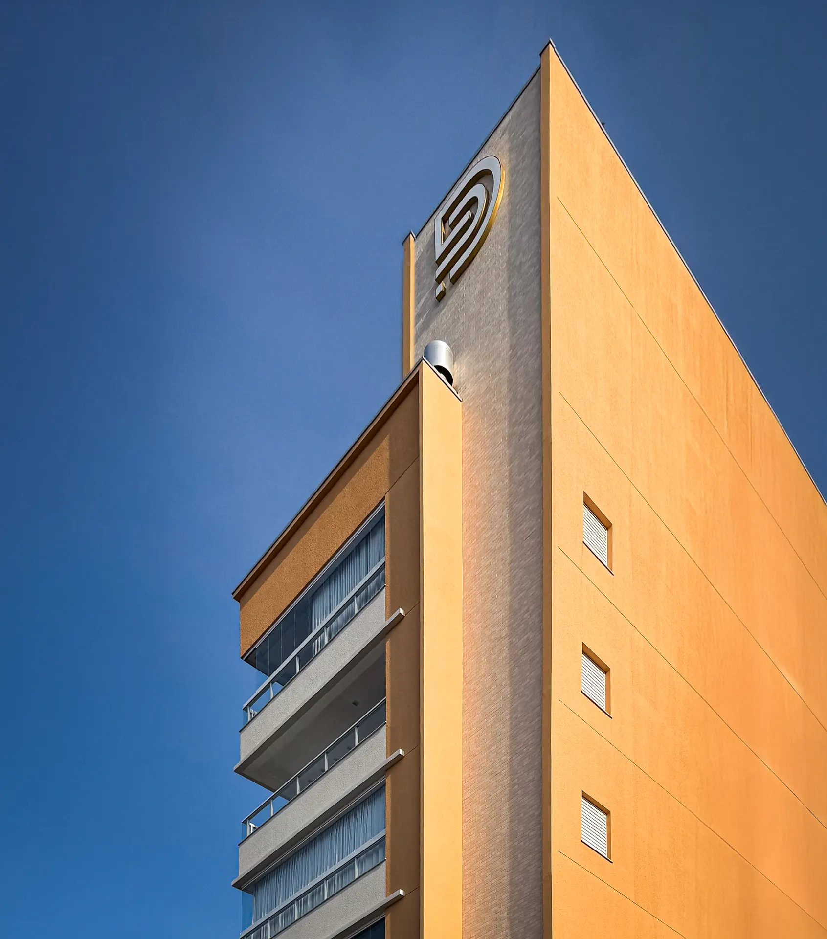 Royal Residence, edificio en Navegantes — foto 6