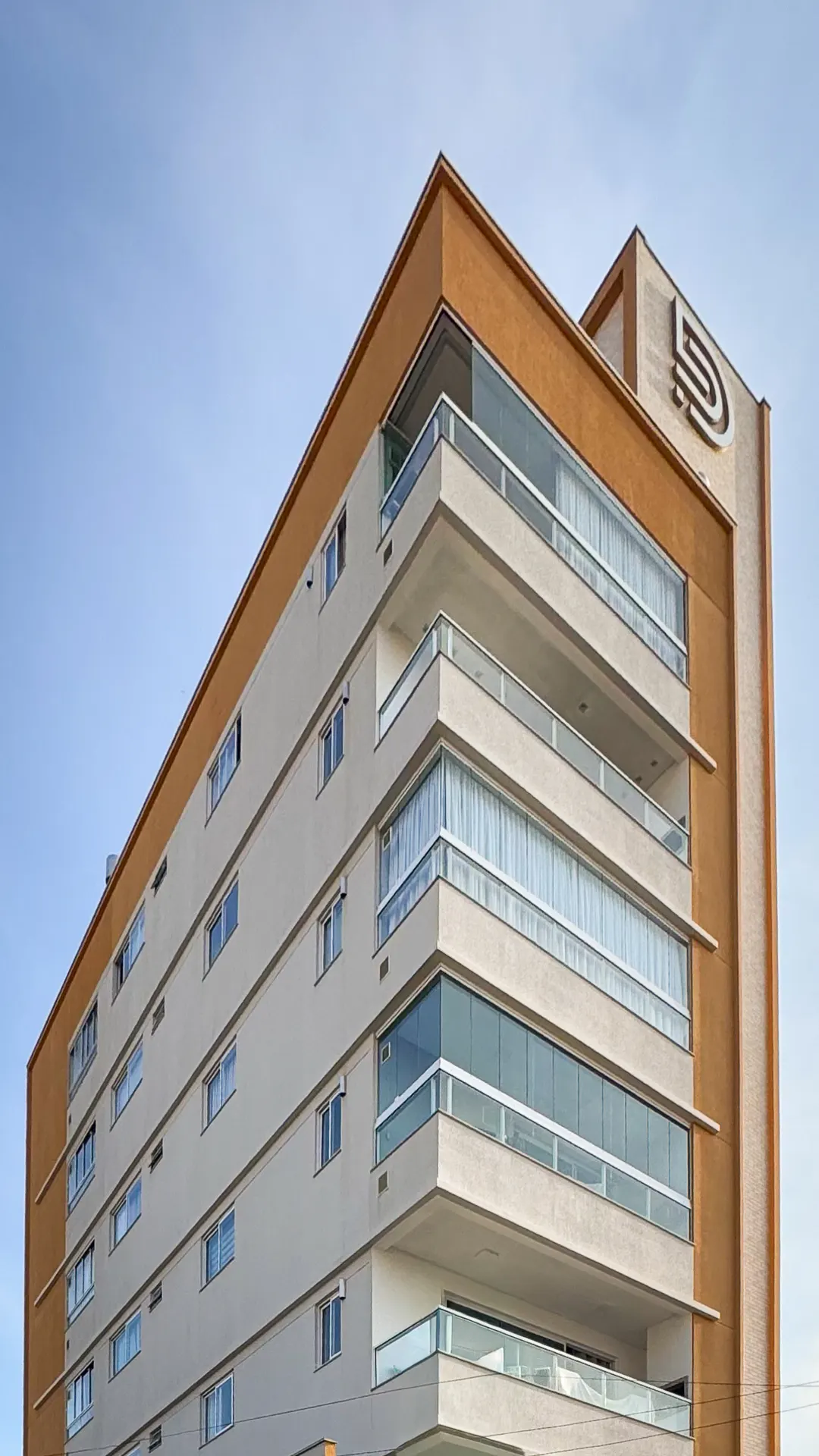 Royal Residence — Navegantes, Brasil