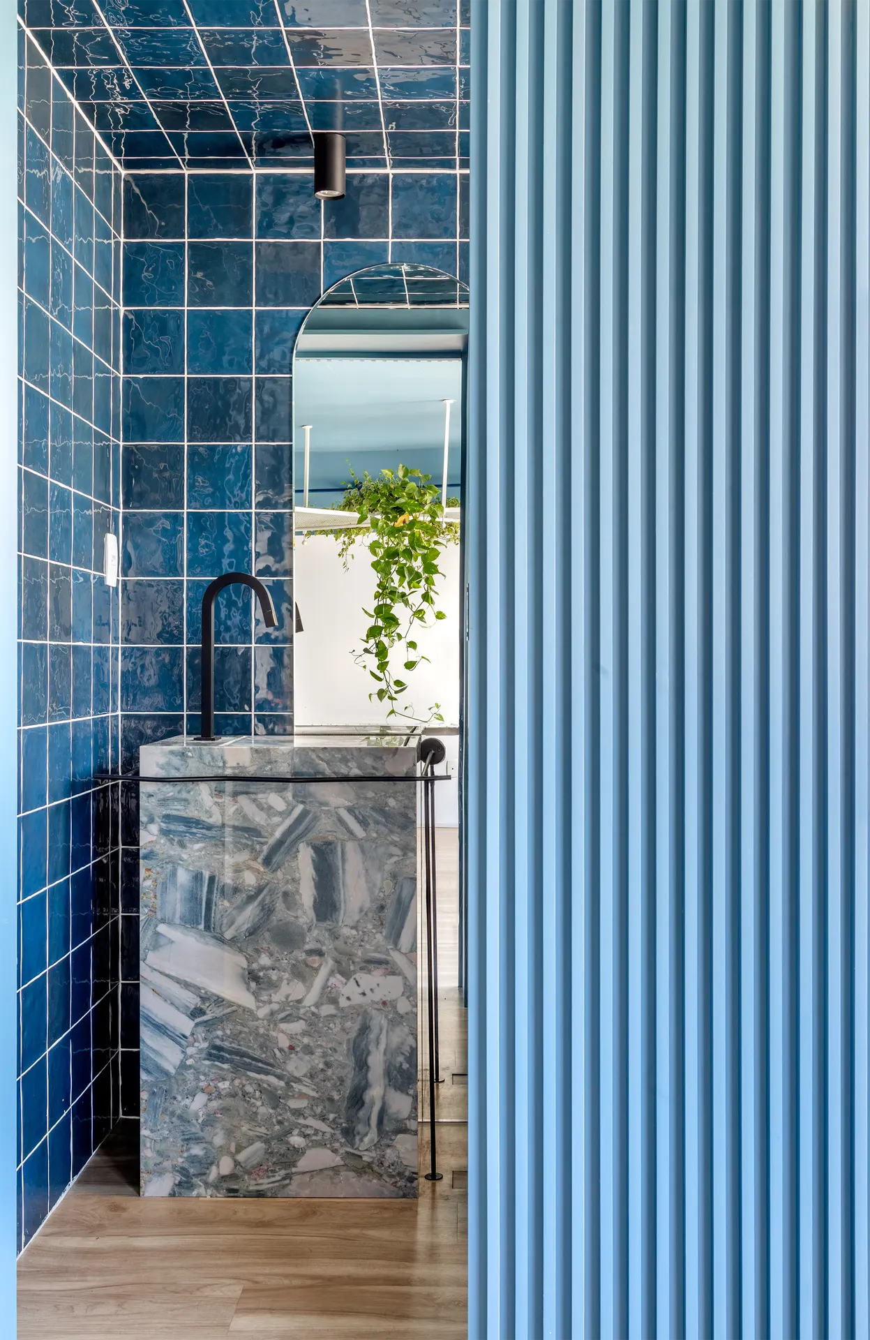 Primeira Sede JBARQ, interiores en Itajaí — foto 11